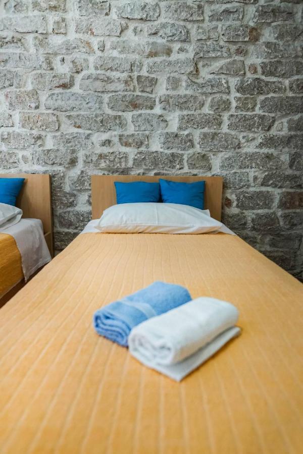 Studio Apartment In The Old City Of Sibenik Bagian luar foto